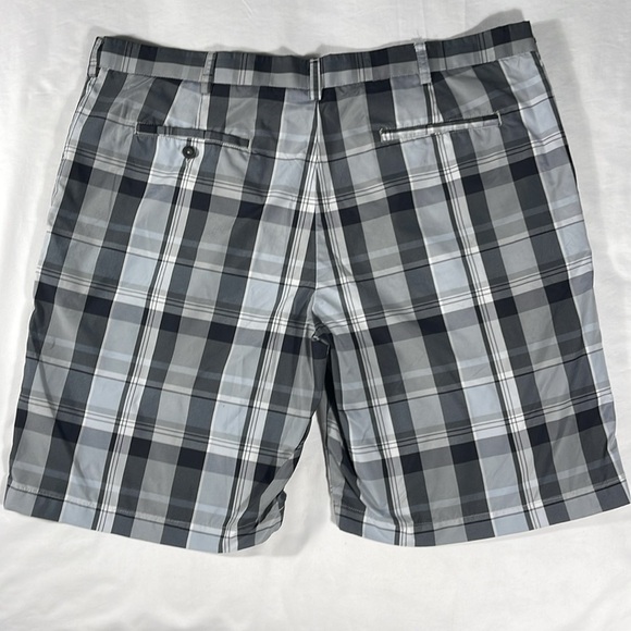 Ben Hogan mens grey plaid Performance polyester 9" inseam Golf shorts - size 40 - Picture 3 of 11